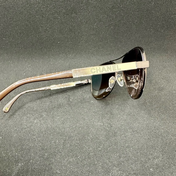 New, never worn! Chanel Aviator sunglasses, Collection Miroir - Picture 2 of 7